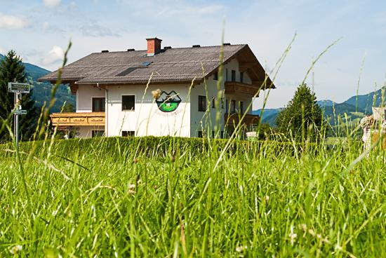 Gaestehaus Zum Steirischen Kuss Aich  Exterior photo
